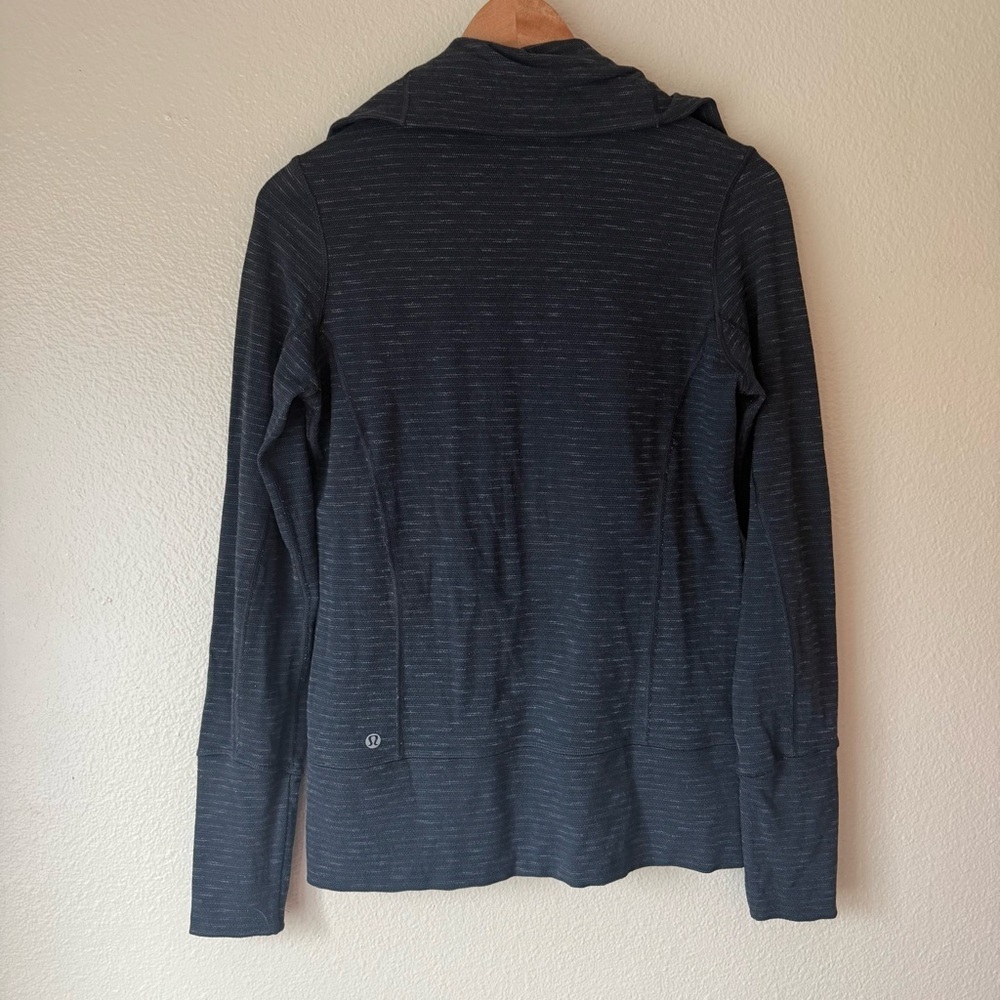 LULULEMON Stride Jacket - Picture 3 of 5